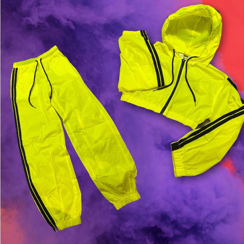 ✨neon track combo top and bottom